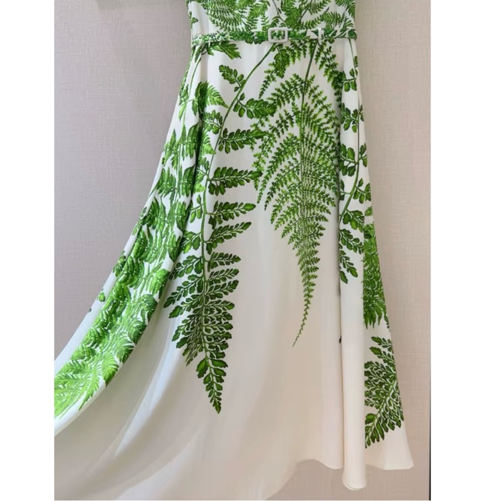 Sleeveless Cream Maxi Dress with Green Fern Print Size 4 - Picture 5 of 6